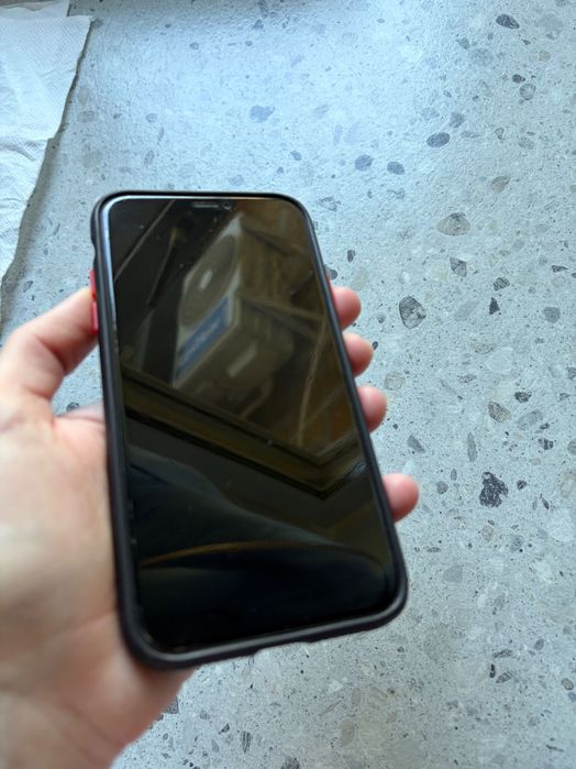 iPhone Xr в прекрасному стані