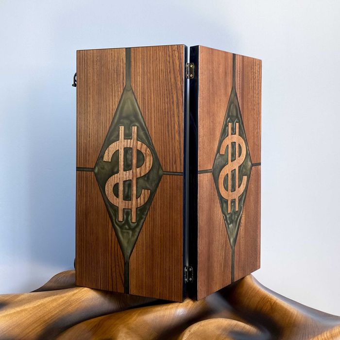 Дерев’яні Нарди зі смолою й символом долара від Виробника на ПОДАРУНОК