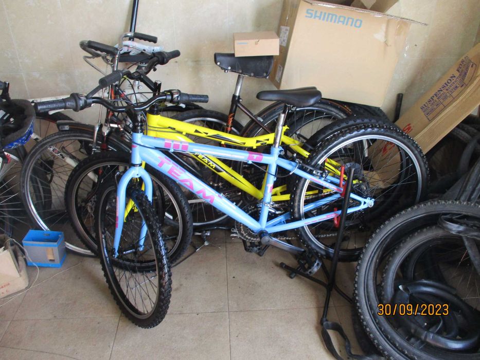 Bicicleta TEAM roda 24 c/ 18 speeds