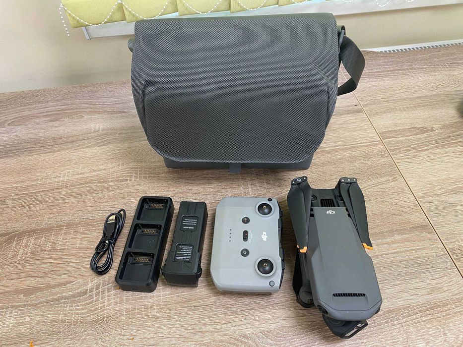 DJI Mavic 3 Б/У | Без акаунта | Прив'язаний до пульта | Обмеження для польотів зняті