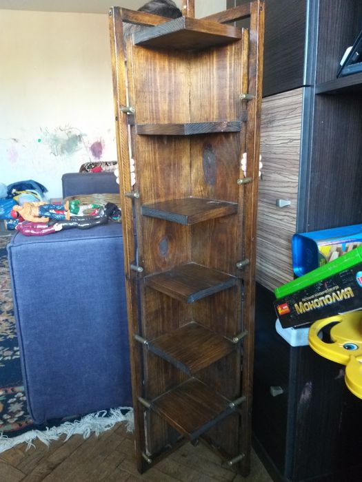 Продаю полочку. Продаю поличку.