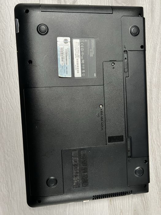 laptop samsung z zasilaczem