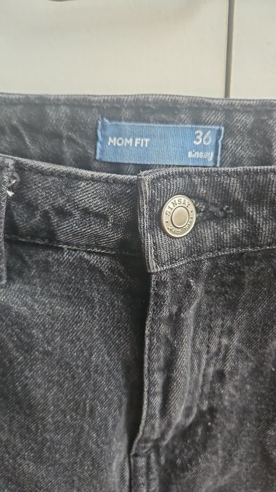 Szorty dżinsowe mom fit r.S 36 sinsay