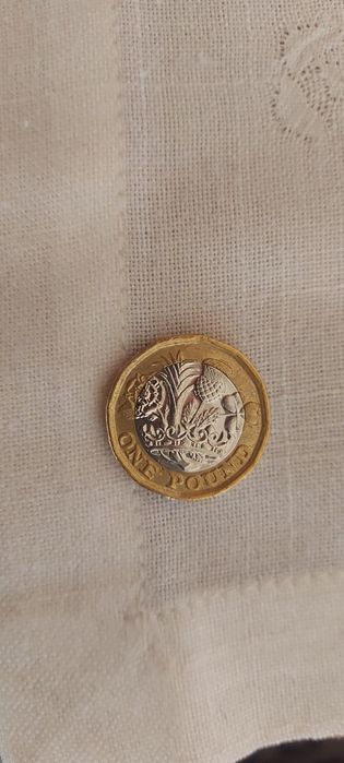 Moeda one pound 2017