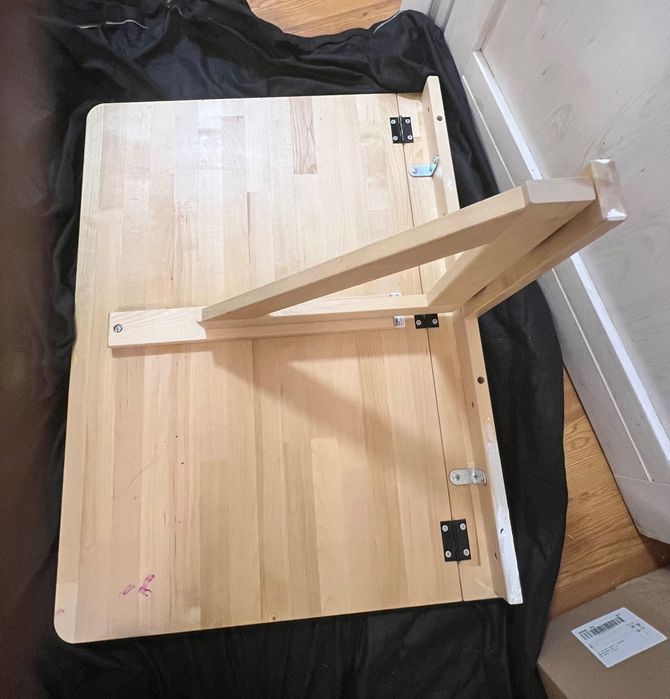 Rozkładany drewniany stolik IKEA 80 x 58