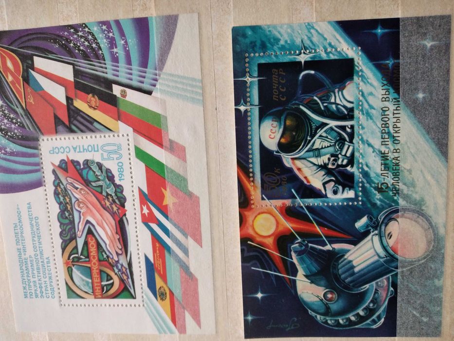 3 albuns com selos nacionais e internacionais