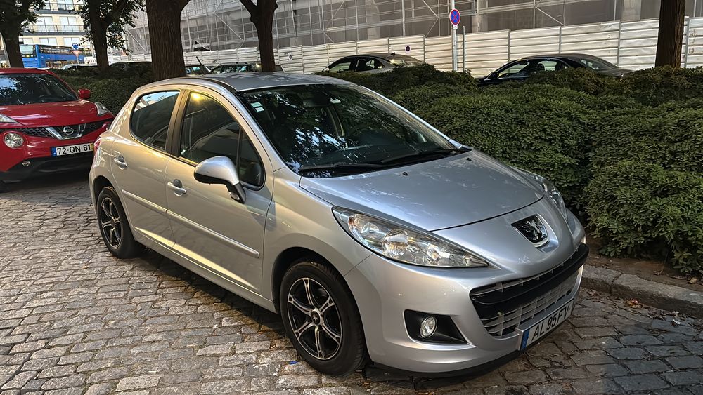 Peugeot 207 HDI ALLURE