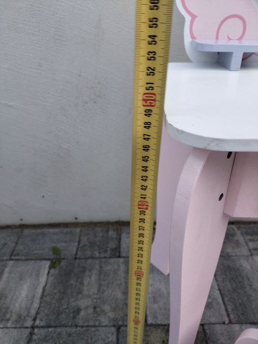 Mini toaletka wraz z krzesełkiem