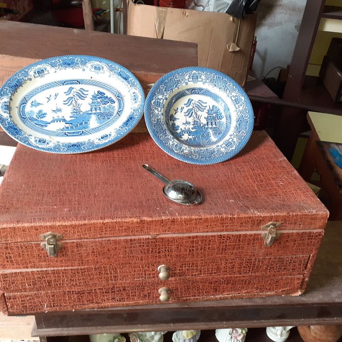 Terrinas antigas vista alegre /pratos antigos/artigos de decoração