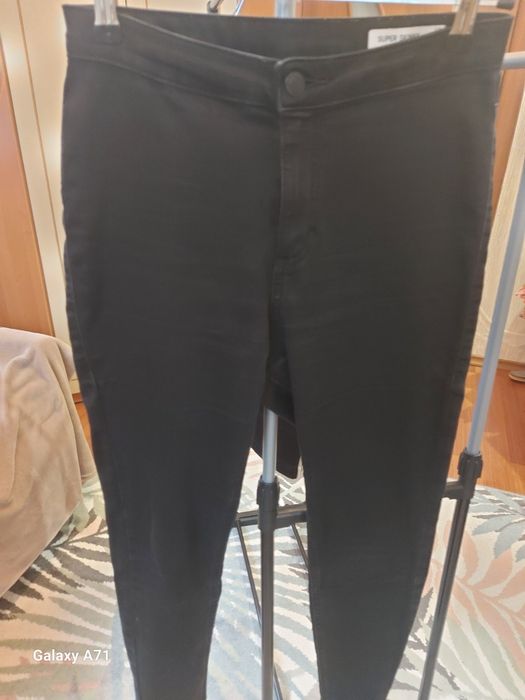 Джинсы skinny женские