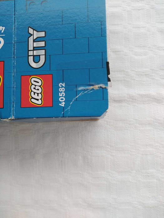 APENAS a Caixa de Papel Lego City 40582