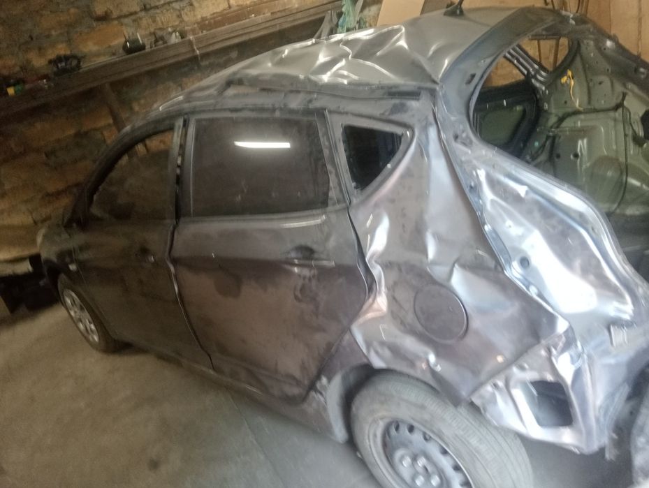 Hyundai accent hatchback