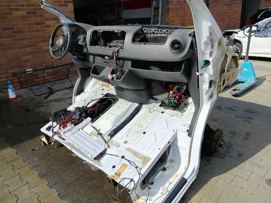 Ćwiartka przód Mercedes Sprinter 907