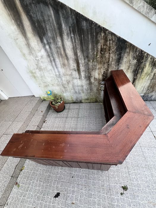 Balcão de Bar - madeira maciça