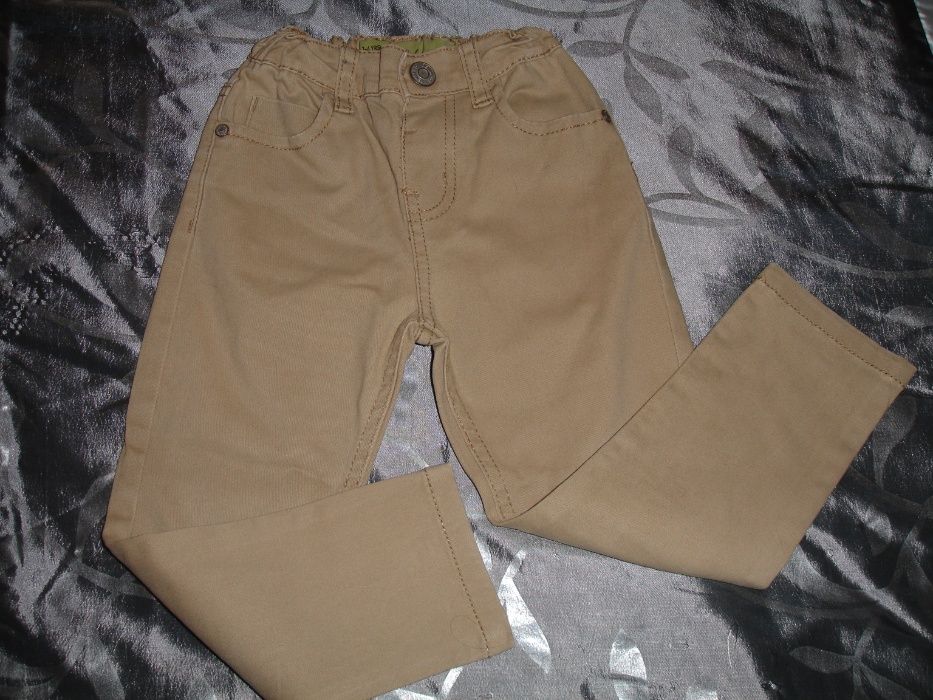 3 Calças 3 a 4 anos (98 cm a 104)