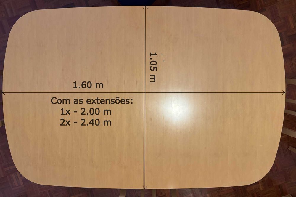 Mobília de Sala de Jantar  - acabamento em Faia