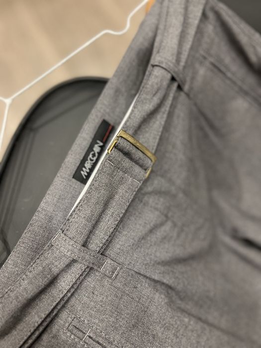 Брюкі жіночі Marccain.