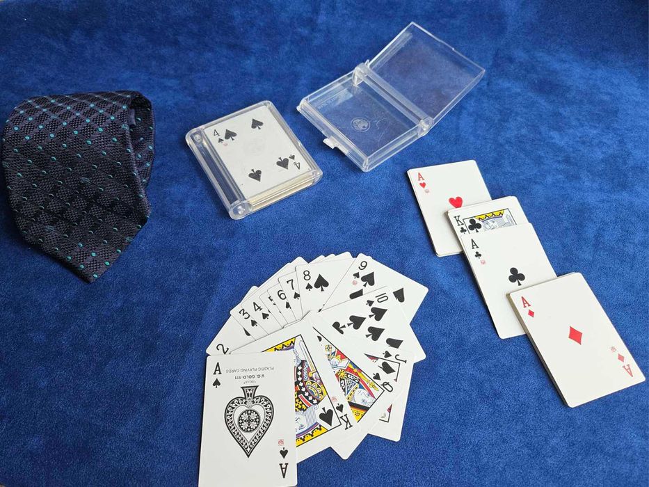 VEGAS POKER 777 GOLD КАРТЫ 2шт. нові карти пластикові проф. казіно