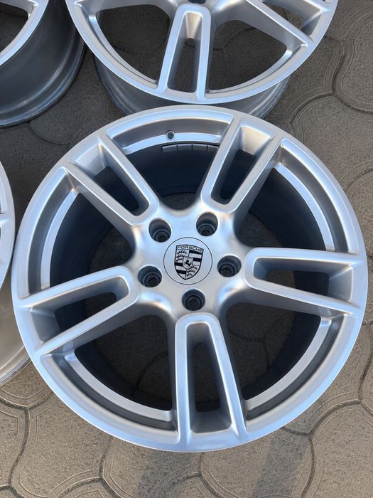 Диски R19  5x130 Porsche Panamera Різноширокі