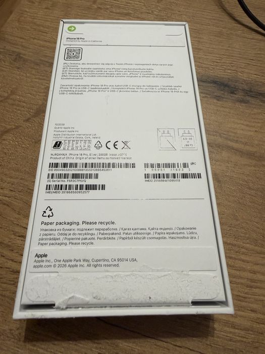 Iphone 18 pro 256 srebrny dzis odbior cena 5000