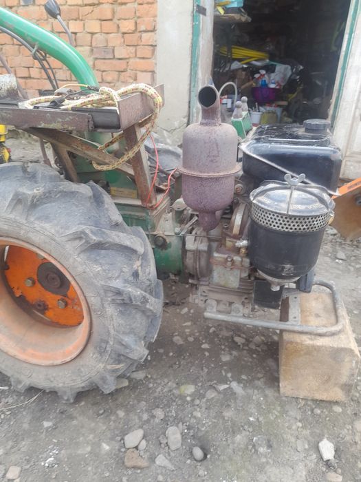 Мотоблок  Mondial Labin 52220YU бензиновий