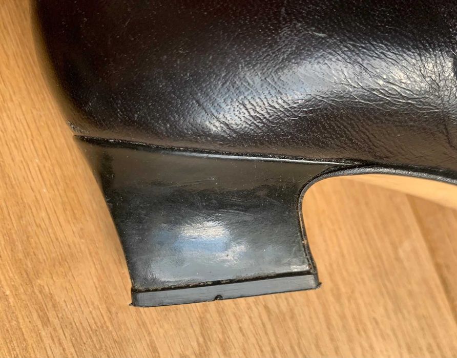 Buty ze skóry luksurowej marki Etienne Aigner w pięknym stanie. Rozmiar 37 -37,5.