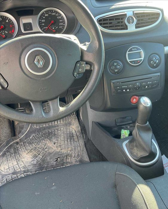 Renault Clio III 2010 SW para peças
