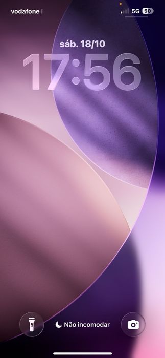 iPhone 13 128GB — Excelente estado, com caixa e acessórios