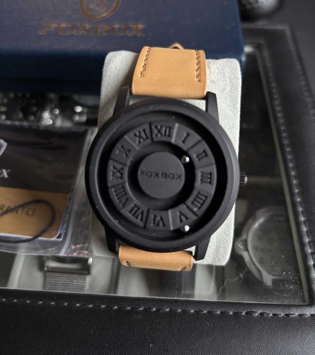 Zegarek magnetyczny Foxbox