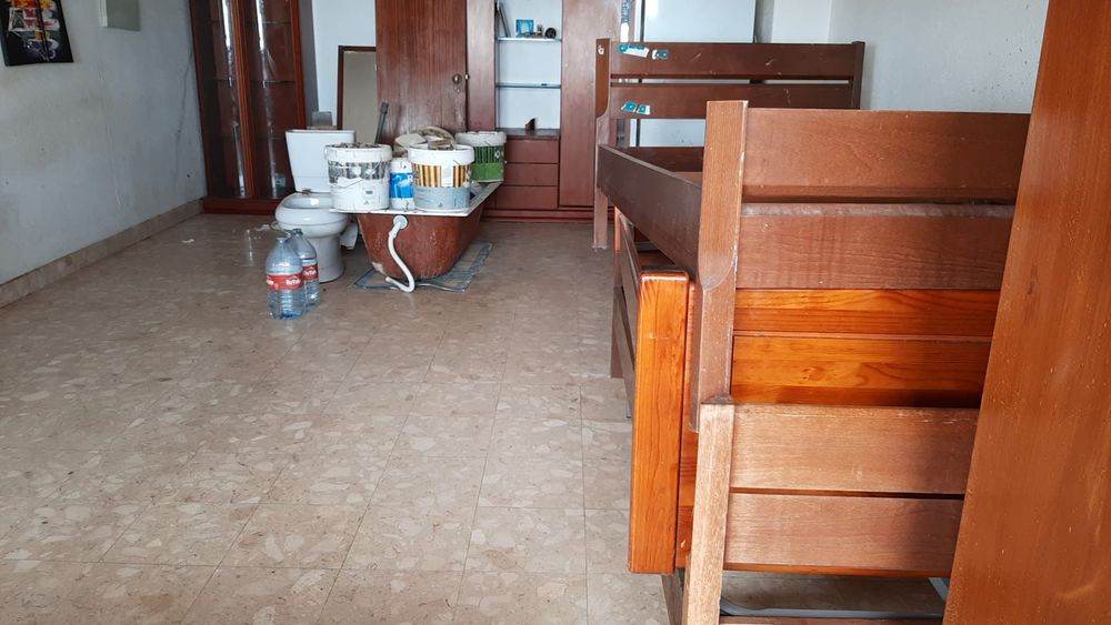 Recolha de sucatas e monos