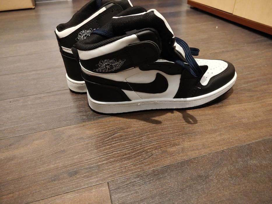 Nowe buty uniseks rozmiar 43