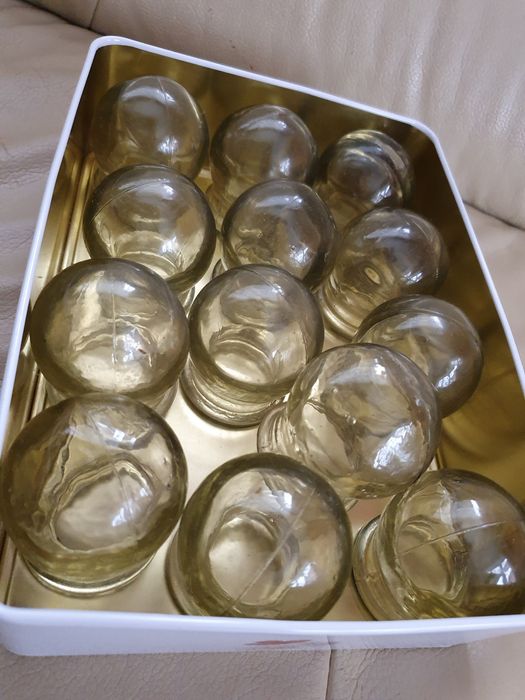 Медичні банки скляні