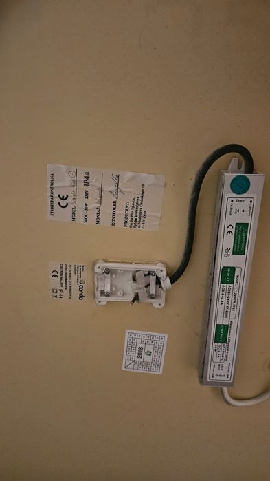 Lustro podświetlane Simple Line Horizontal IP6765x80cm LED z włączniki