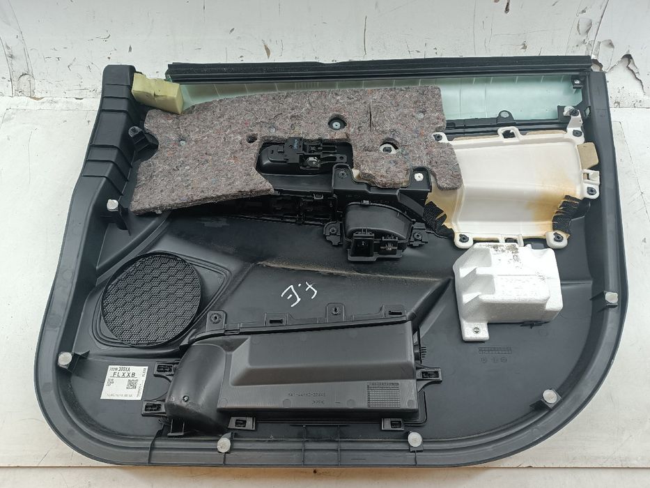 Quartela de porta frente esquerda - MITSUBISHI ASX (GA_W_) | 09 -