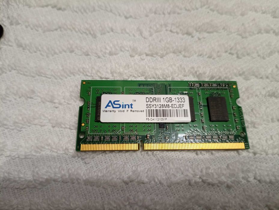 Pamięć RAM DDR3 Asint SSY3128M8-EDJEF 1 GB