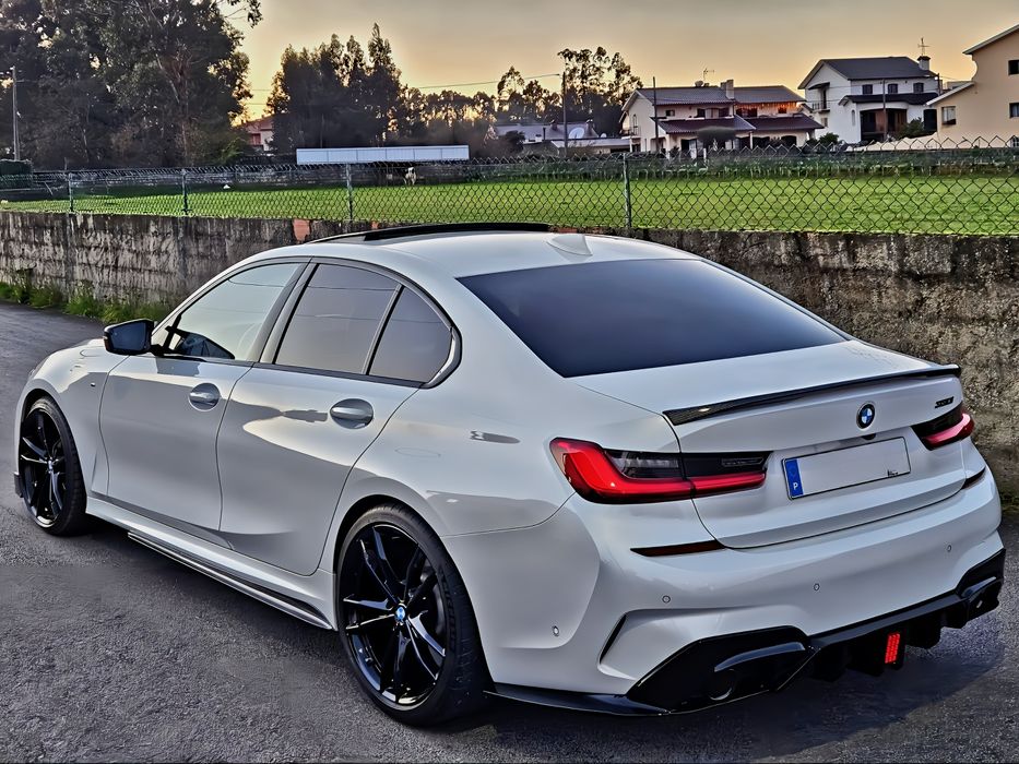 BMW 330i MPeRFOrMAnCE 2.0