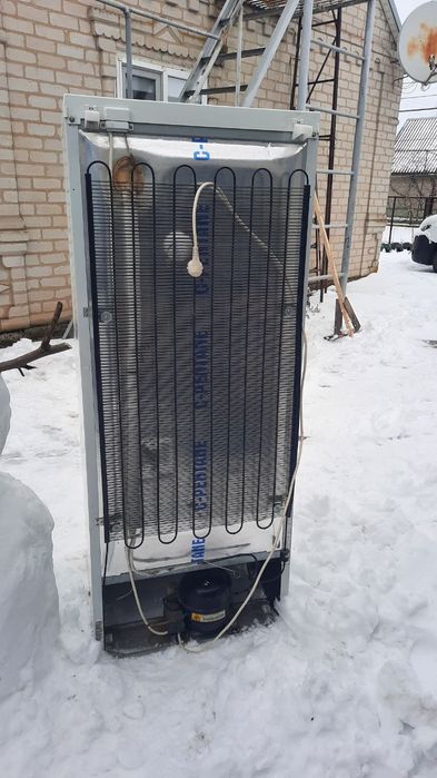 Продам морозильную камеру Атлант