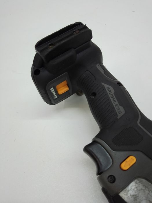 Zakrętarka Udarowa Bitówka Dokrecarka DeWalt DCF85M