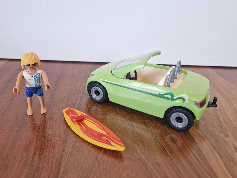 Playmobil surfista com descapotável