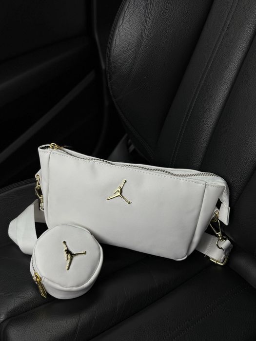 Біла жіноча сумка Jordan Crossbody Bag сумка через плече