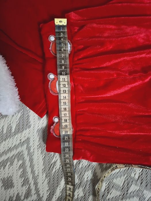 Śliczny welurowy stroj Mikolajki 116/122