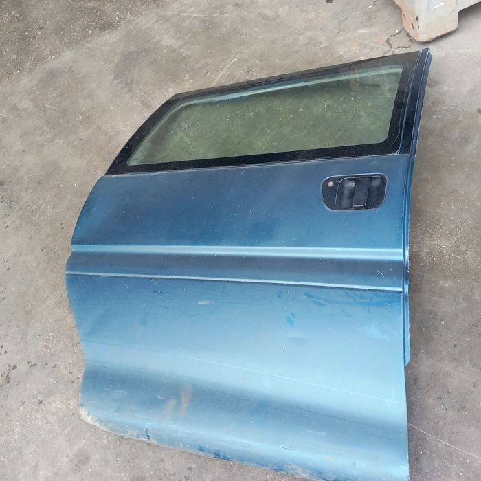 Portas laterais Mitsubishi L400