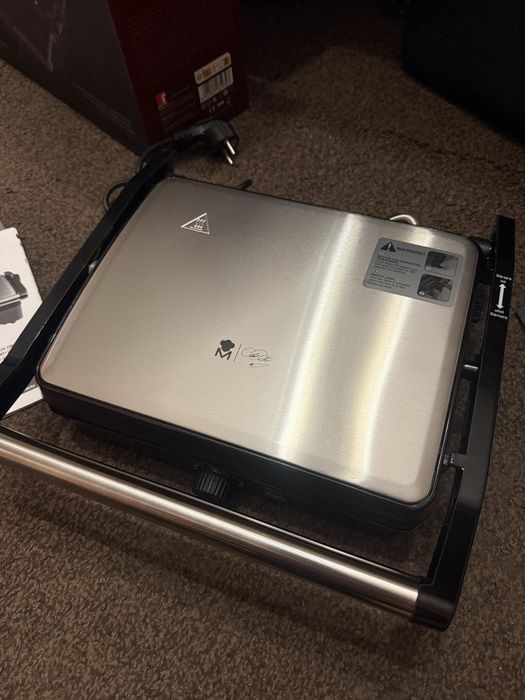 Grill kontaktowy MasterPRO Karol Okrasa 2000 W