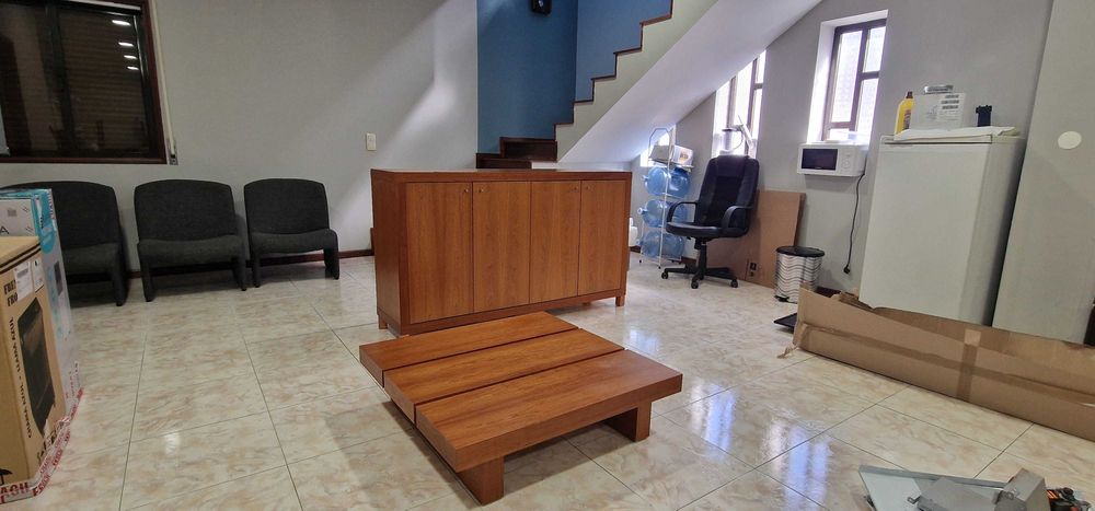 Móvel Aparador c/ Mesa