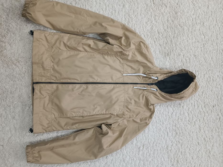 Продам вітровку розмір М