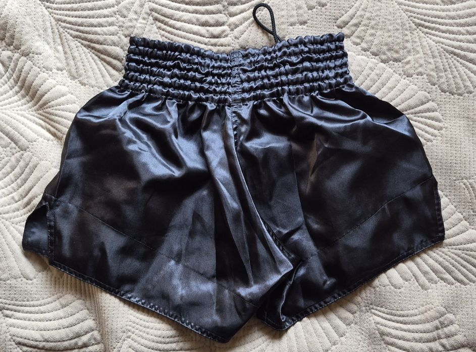 Spodenki muay thai venum L