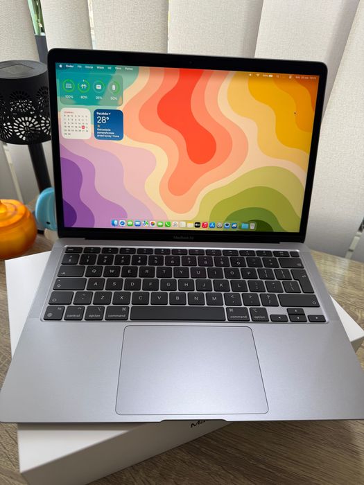 MacBook Air M1 Piękny Stan 46 cykli