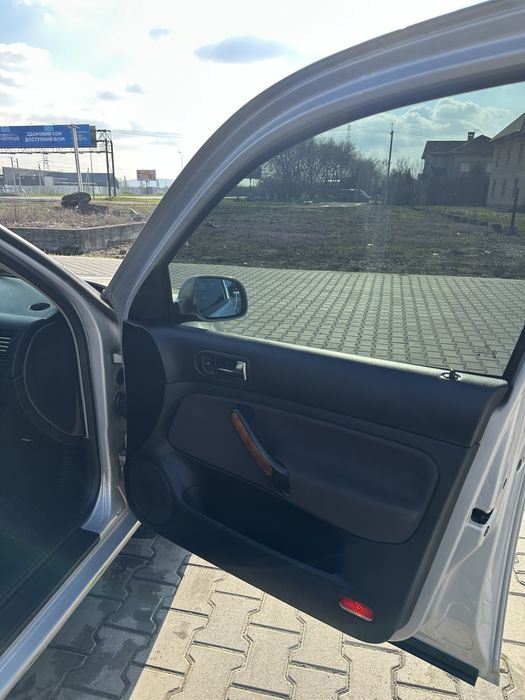 Volkswagen Bora 2000