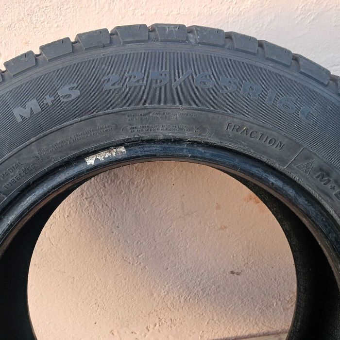 Komplet opon zimowych 225/65 R16C