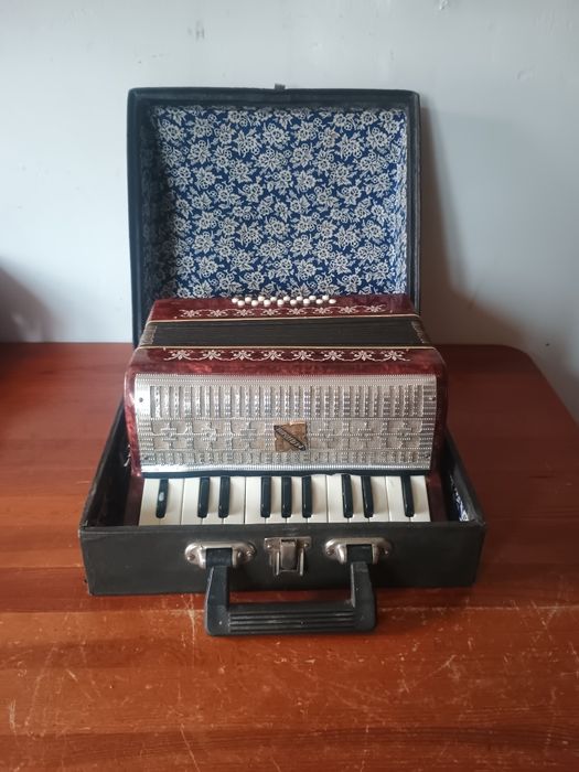 Akordeon Małysz 16 bas